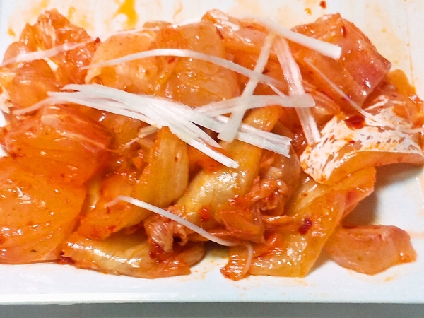 真鯛のキムチ和え