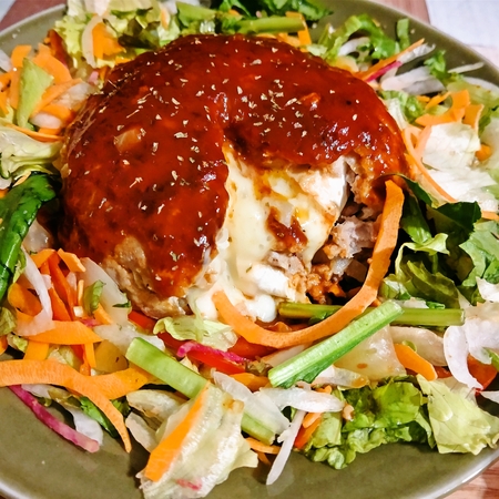 カマンベールチーズハンバーグ