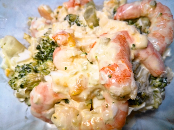 海老タルタルサラダ