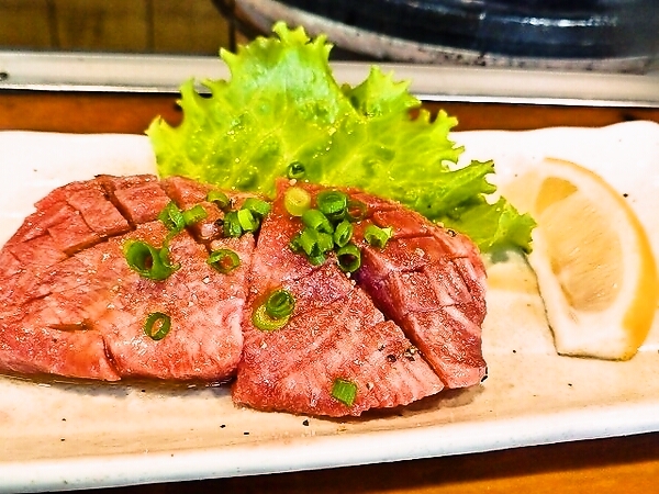 厚切り牛たんおいしいよよ～マンゴータンとも云うね♪