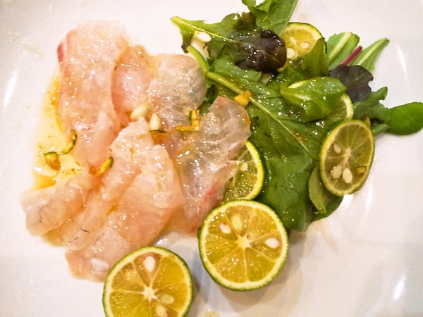 白身魚とすだちのサラダ