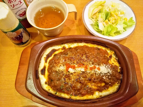 サイゼのカレードリアランチ