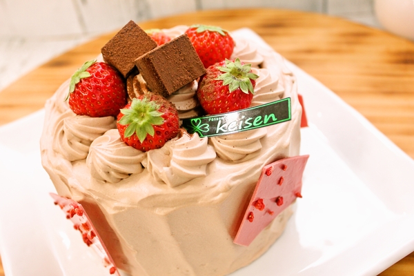 チョコ生デコレーションケーキ☆