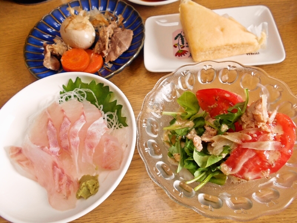 朝食クエのお刺身