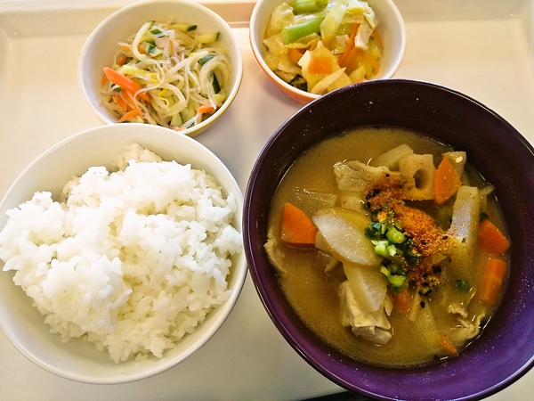 具沢山豚汁定食