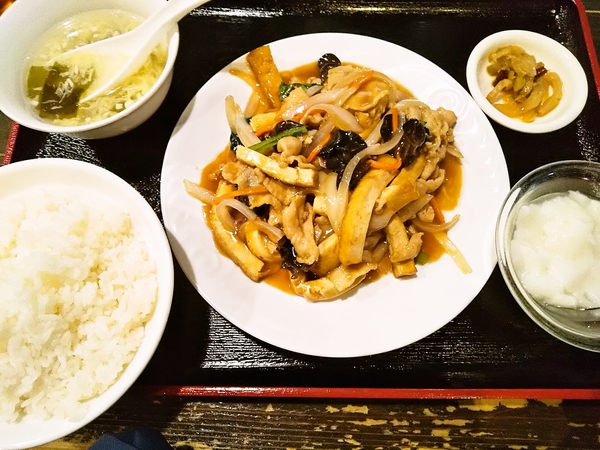 揚げ豆腐と豚肉炒め定食