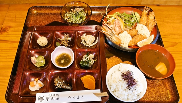 梁山泊たらふく＠京都・福知山の大エビフライ定食（限定３食）