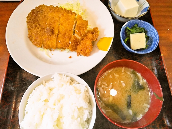 チキンカツ定食