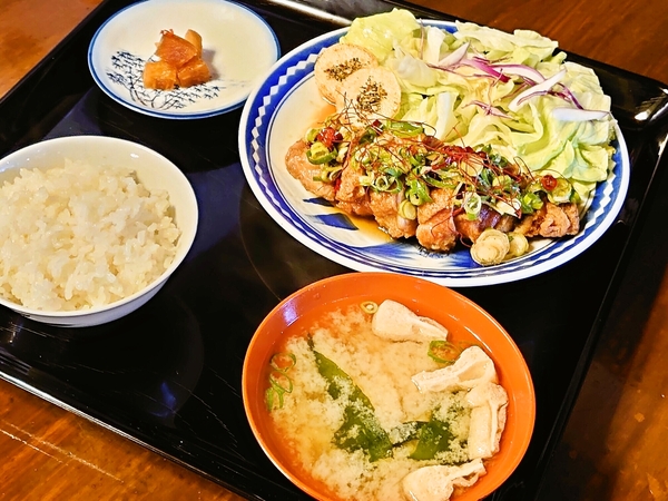 kitchen marui＠京都・綾部の油淋鶏定食