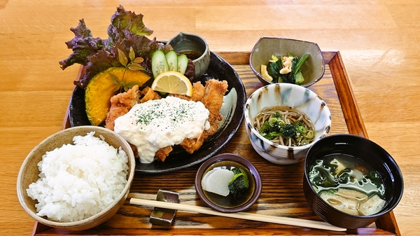 粂蔵＠京都・福知山のチキン南蛮定食