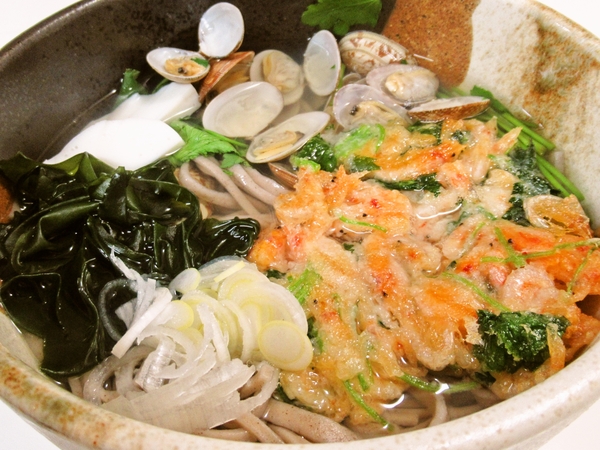 桜えびのかき揚げとあさりの蕎麦