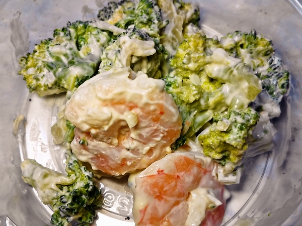 海老とブロッコリーのタルタルサラダ