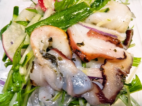 ミズタコサラダ