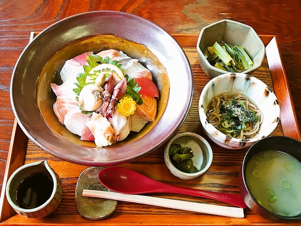 粂蔵＠京都・福知山の海鮮丼
