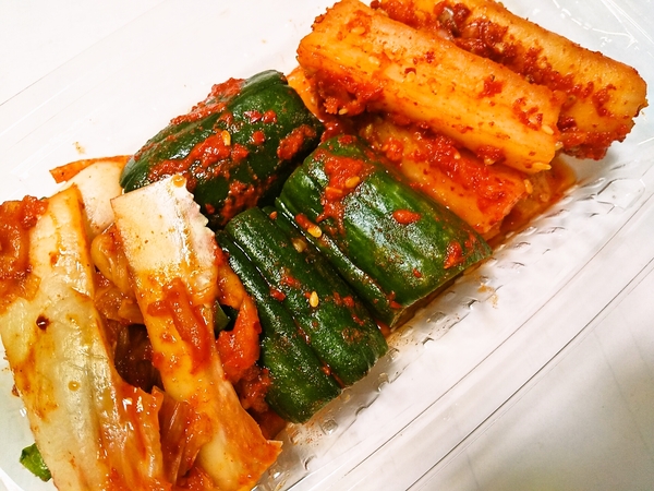 キムチ盛り合わせ