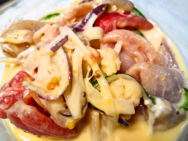 生ハムとトマトのサラダ