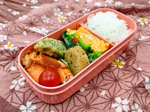 今日の愛妻弁当♪230427