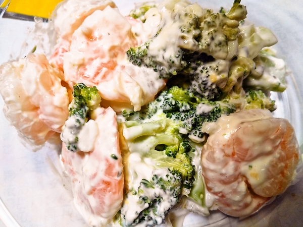 海老とブロッコリーのサラダ