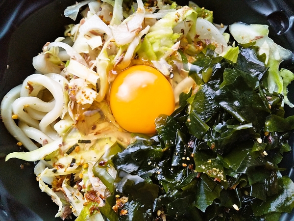 キャベワカうどん