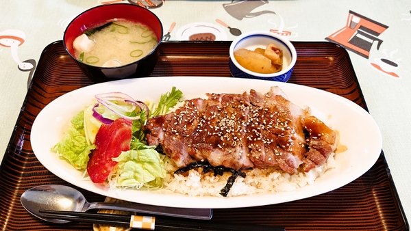 ランチハウス・リリィ＠京都・福知山のトンテキ丼
