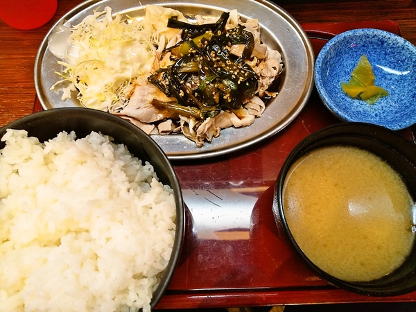 豚肉のニラタレ掛け定食