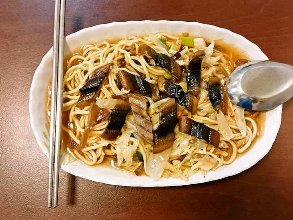 鱔魚炒麵(油)