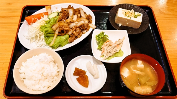 美酒菜館くらん＠京都・福知山の牛バラ焼肉定食