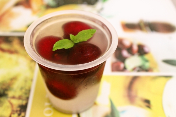 自家製 さくらんぼゼリー